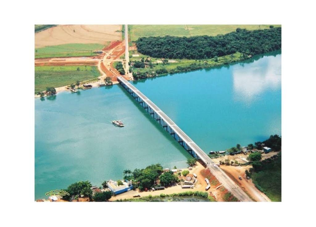 Pouso Calixtrato Sao Joao Batista do Gloria Exterior foto